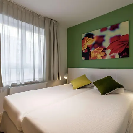 Hilton Garden Centre 4*