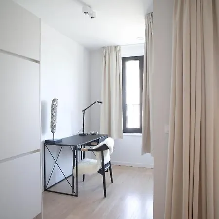 The Erasmus Flats *