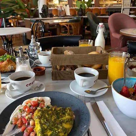 Hotel Saint Nicolas 3*