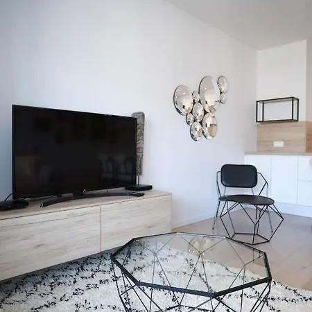 The Erasmus Flats * Bruselas