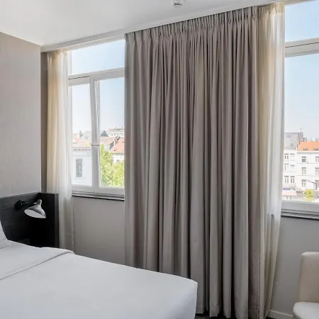 Hotel Numa Lief 4*