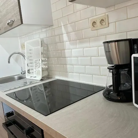 Les Oliviers: Appartement Dans Un Quartier Calme. Apartment *