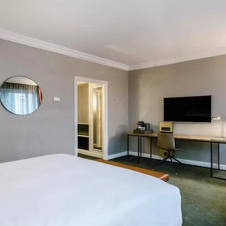 Hilton Grand Place Hotel