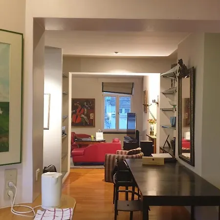 Lovely 2 Bedroom Penthouse With Terrace