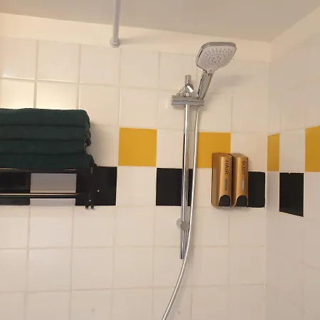 2 Bedroom With A Rooftop Terrace On 3rd Floor Bruselas