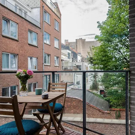 Apartamento Defacqz Modern