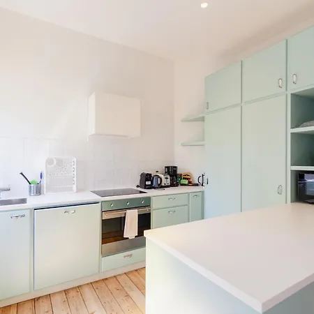 One Bedroom Self Check In In Center Of Trendy St Gilles