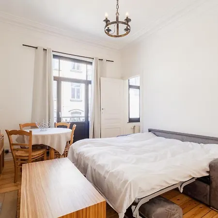 Bright 2-room In The Heart Of St Gilles * Brüssel