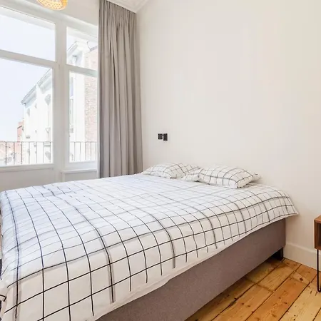 One Bedroom Self Check In In Center Of Trendy St Gilles * Brüsszel