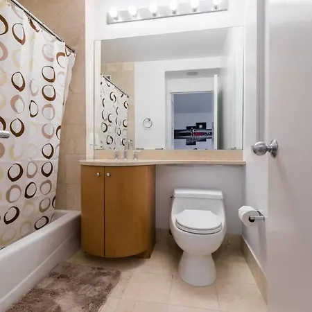 Lovely Newly Renovated Flat *