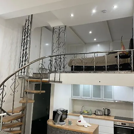 Duplex Situe A 2min De La Gare Du Nord Apartment Brüssel