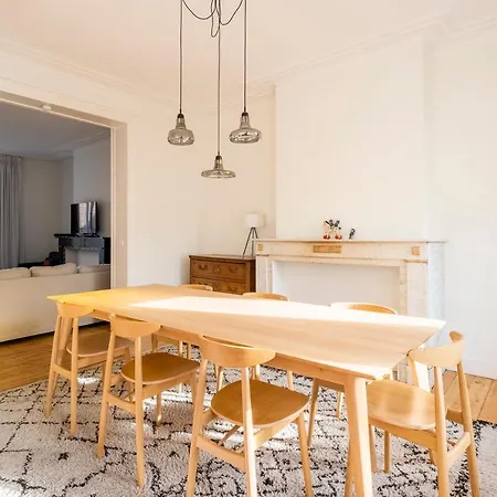 3 Bedroom Duplex Center Of Trendy St Gilles *