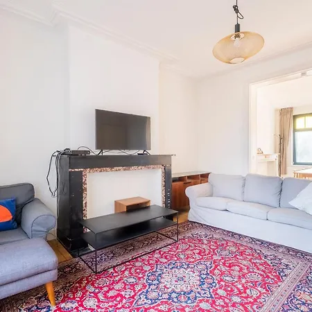 3 Bedroom Duplex Center Of Trendy St Gilles Lejlighed *