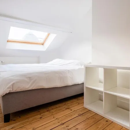 3 Bedroom Duplex Center Of Trendy St Gilles *