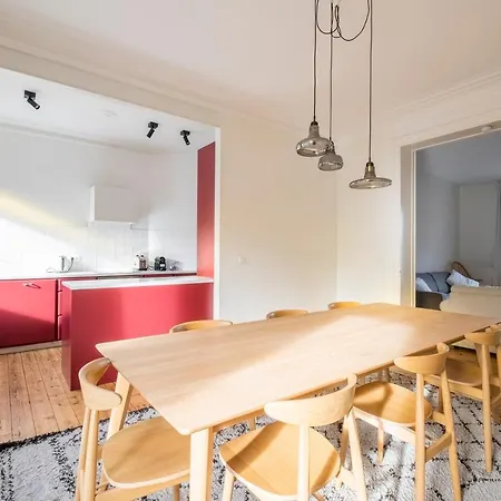 3 Bedroom Duplex Center Of Trendy St Gilles