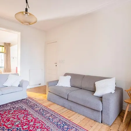 3 Bedroom Duplex Center Of Trendy St Gilles *