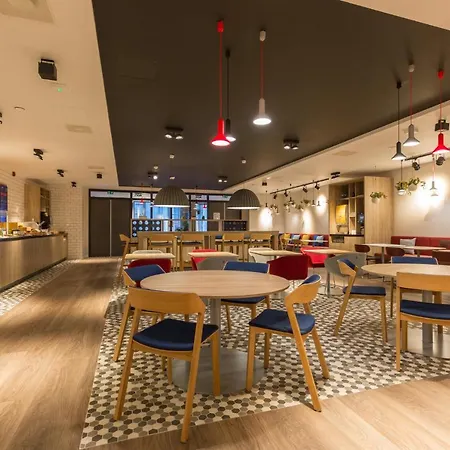 Hotel Express Brussels-grand-place By Ihg