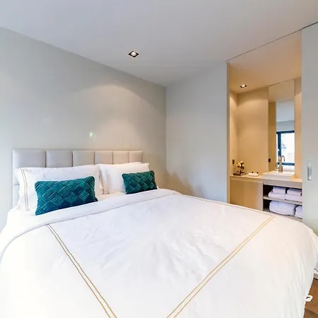 Luxurious On Place Du Grand Sablon 300m2 * Bruxelles