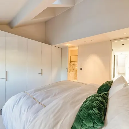 Appartement Sublime Sur La Place Du Grand Sablon *