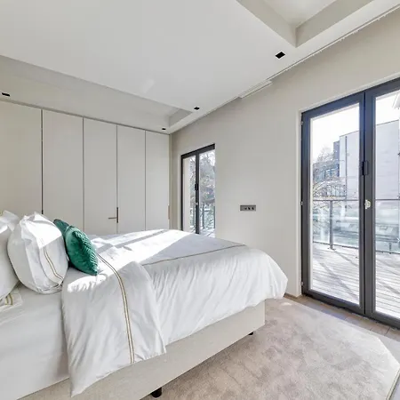 Appartement Luxurious On Place Du Grand Sablon 300m2 *