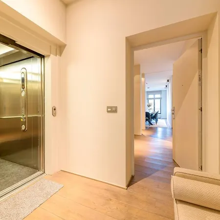 Luxurious On Place Du Grand Sablon 300m2 Appartement Bruxelles