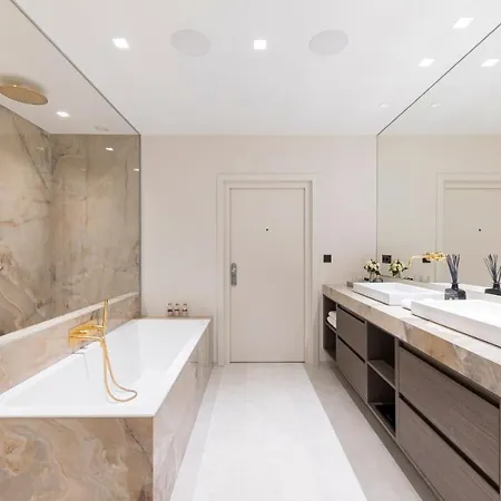Apartment Luxury 3 Bedrooms Townhouse In Perfect Location Brussels