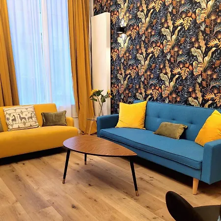 Brand New Camelia With Private Bathroom Affittacamere Bruxelles