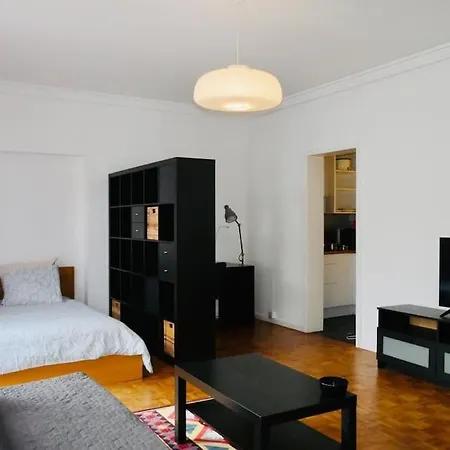 Ixelles: Superbe Appartement, Idealement Situe Apartman *