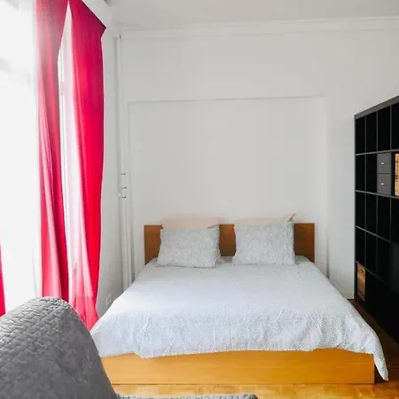 Ixelles: Superbe Appartement, Idealement Situe Brüsszel