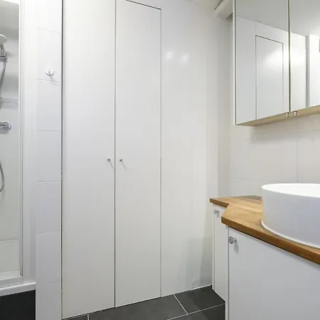 Duplex Tres Cosy 1 Flagey Апартаменты *