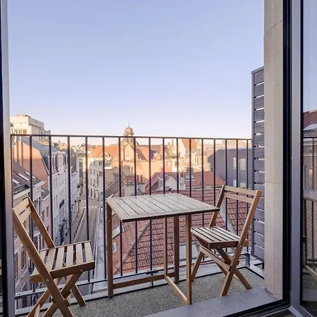Magnifique Studio Avec Balcon A Deux Pas De La Grand-place