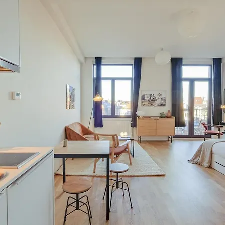 Magnifique Studio Avec Balcon A Deux Pas De La Grand-place Apartment *