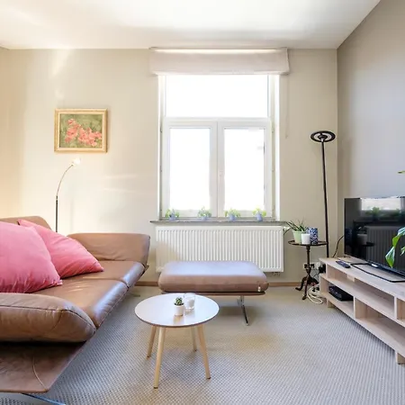1 Avec Balcon Proximite Cinquantenaire