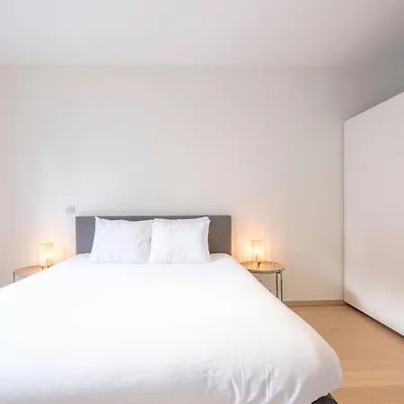 Superbe 3 Avec Terrasse Proche De La Place Flagey