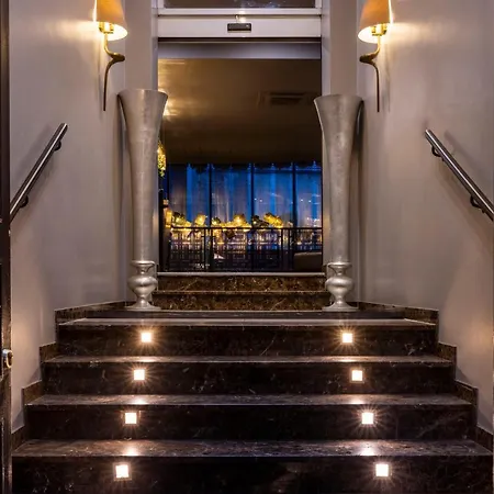 The Augustin 4*