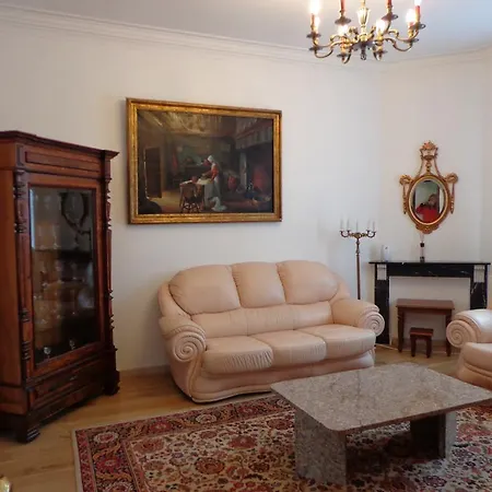 Marie Therese Apartamento