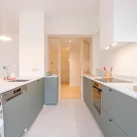 Apartment Lumineux 2 Entre Le Chatelain Et L'avenue Louise *