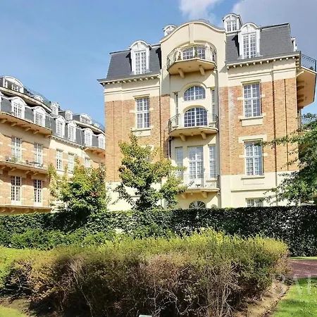 Hyde Park, Duplex De Charme Dans Une De Standing * Bruxelles
