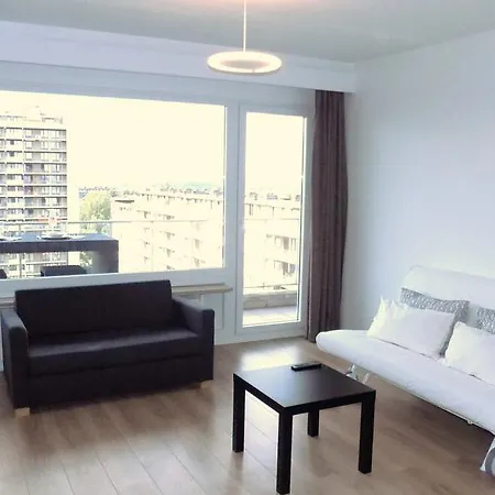 Atomium Apartment *