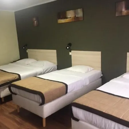 Albert Hotel Hotel 2*