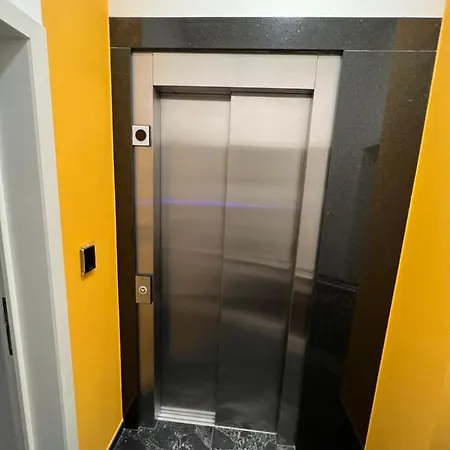 Brand-new In The Heart Of Apartament Bruksela