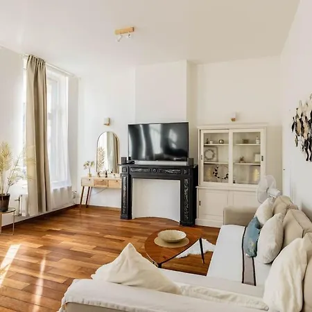 Bel Proche De Gare Du Midi, A Cote Du Centre * Brussel