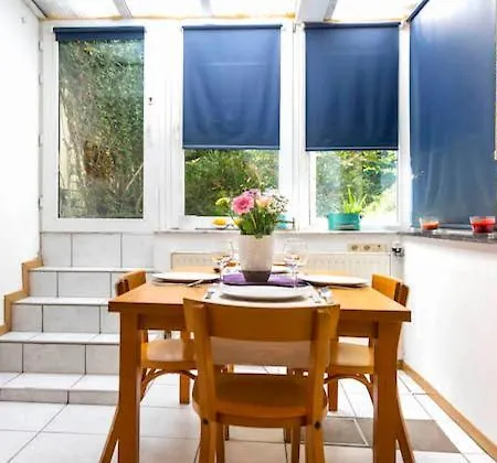 Chatelain Charming Studio