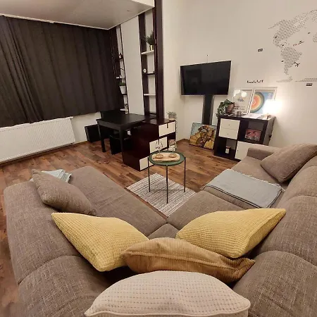 Cozy Design Studio, Hyper-equipped And Close To Eu Апартаменты Брюссель
