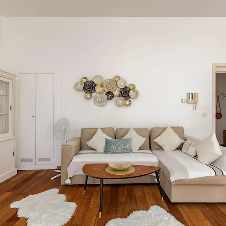 Bel Proche De Gare Du Midi, A Cote Du Centre Brussel