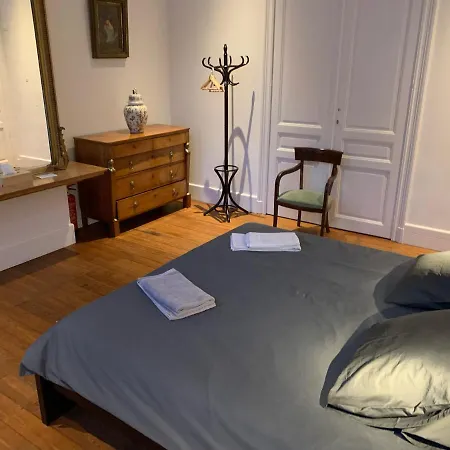 Couette-café Molière 3*