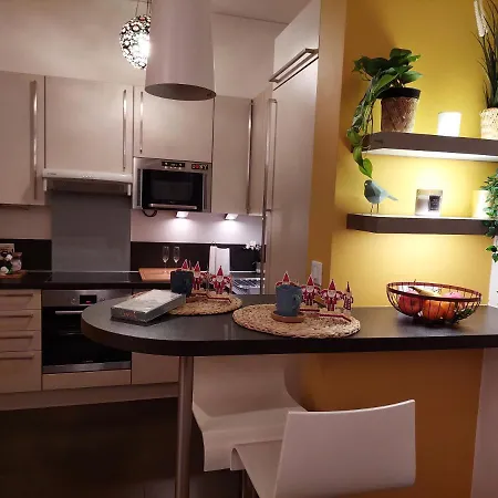 Cozy Design Studio, Hyper-equipped And Close To Eu Брюссель