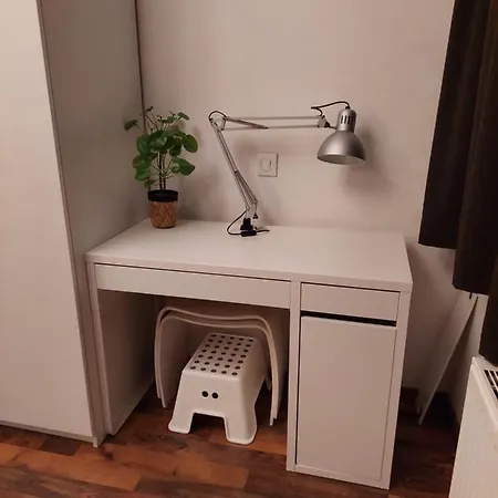 Апартаменты Cozy Design Studio, Hyper-equipped And Close To Eu *