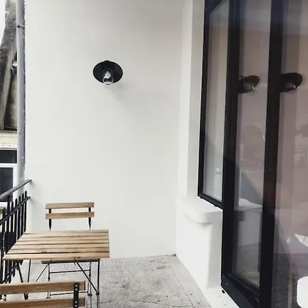 Comfortable Flat Close To Flagey アパート *