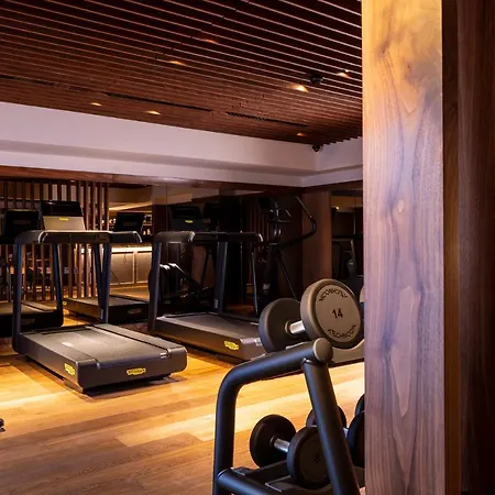 L-avenue Hotel Brussels